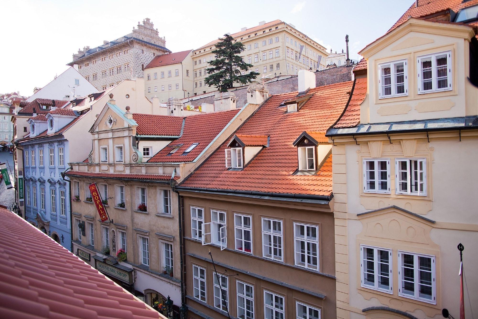 Hotel Golden Key Prague Castle Dış mekan fotoğraf