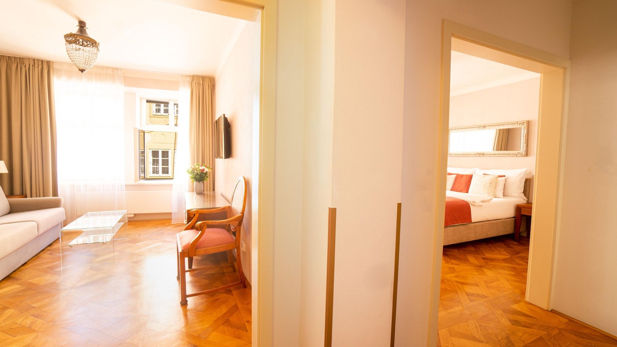 Hotel Golden Key Prague Castle Dış mekan fotoğraf