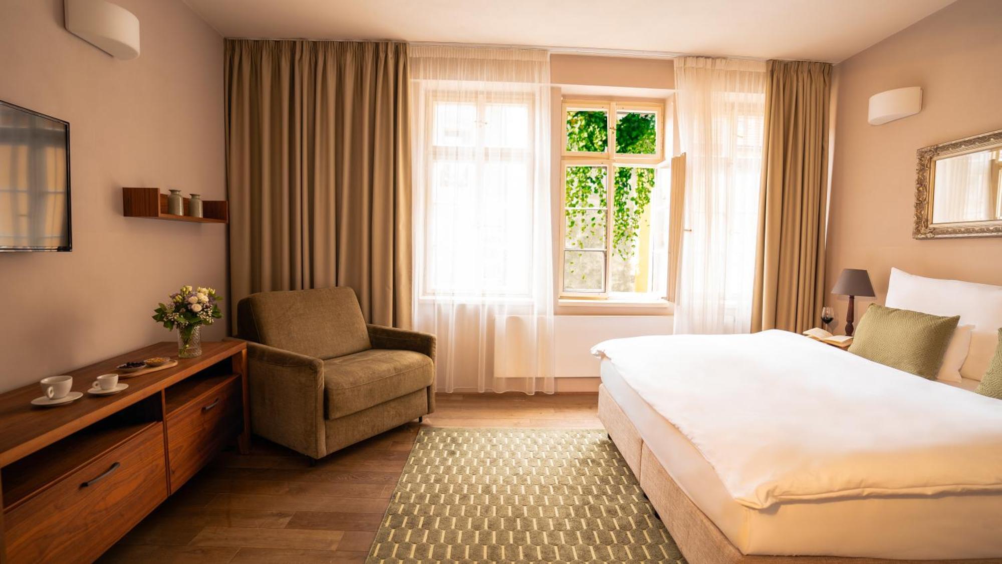 Hotel Golden Key Prague Castle Dış mekan fotoğraf