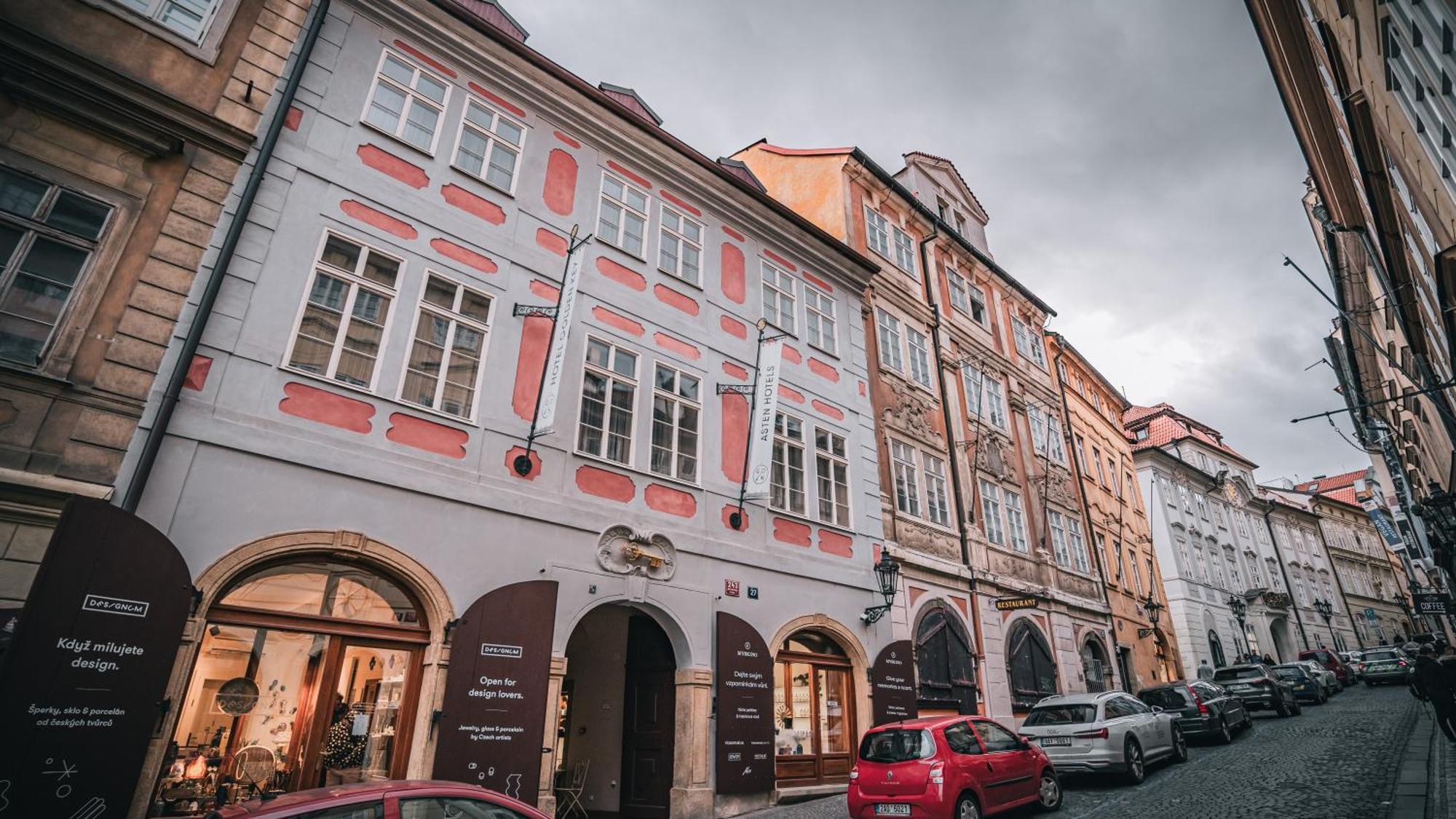 Hotel Golden Key Prague Castle Dış mekan fotoğraf
